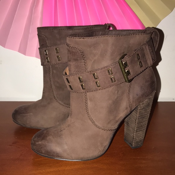 Women’s Ankle Booties 🤎 - Picture 7 of 9